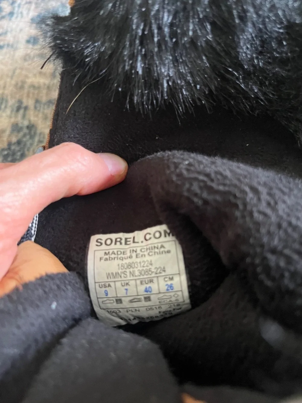 Sorel sore whitney